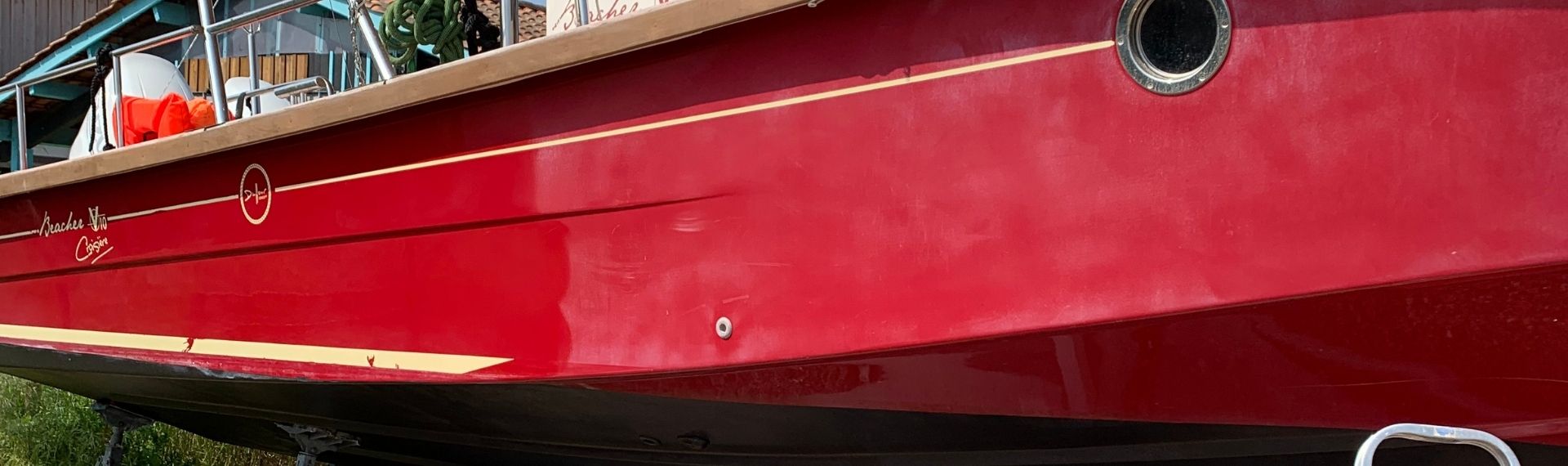 Lustrage de bateau à Arcachon